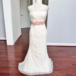 Vera Wang White Luxury Strapless Ruched Lace 3D Floral Pink Belt Wedding Dress